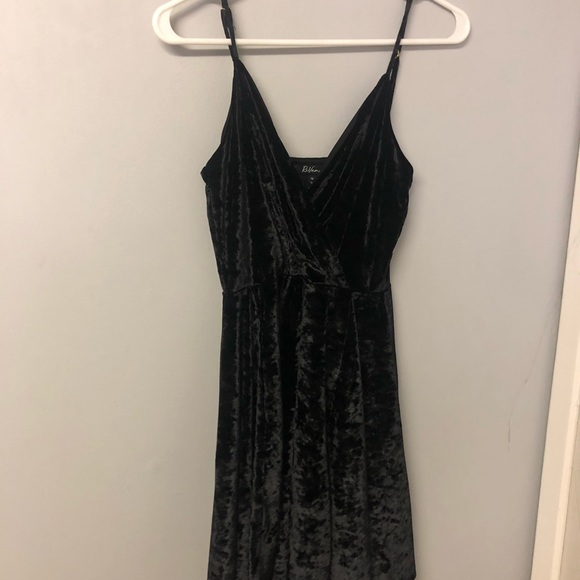 Black Velour Skater Dress 🖤 - Picture 3 of 5